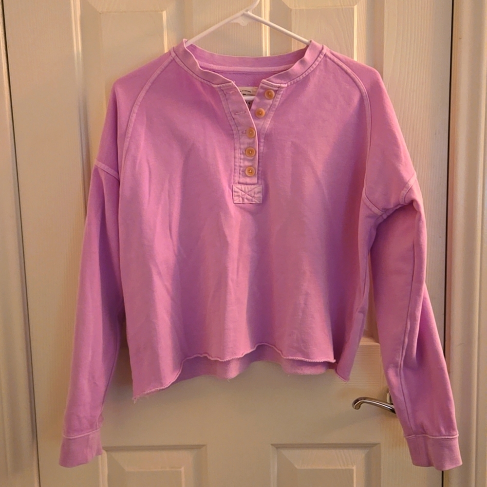 Billabong Women's Long Sleeve Button Shirt. Size Small. Color Light Purple.